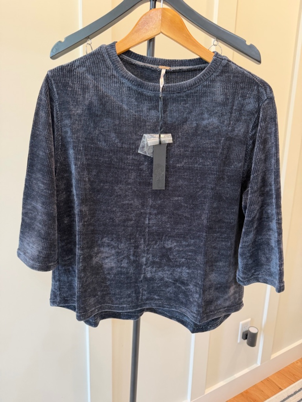 Poof! Plush Velvet Crewneck Top in Charcoal #309